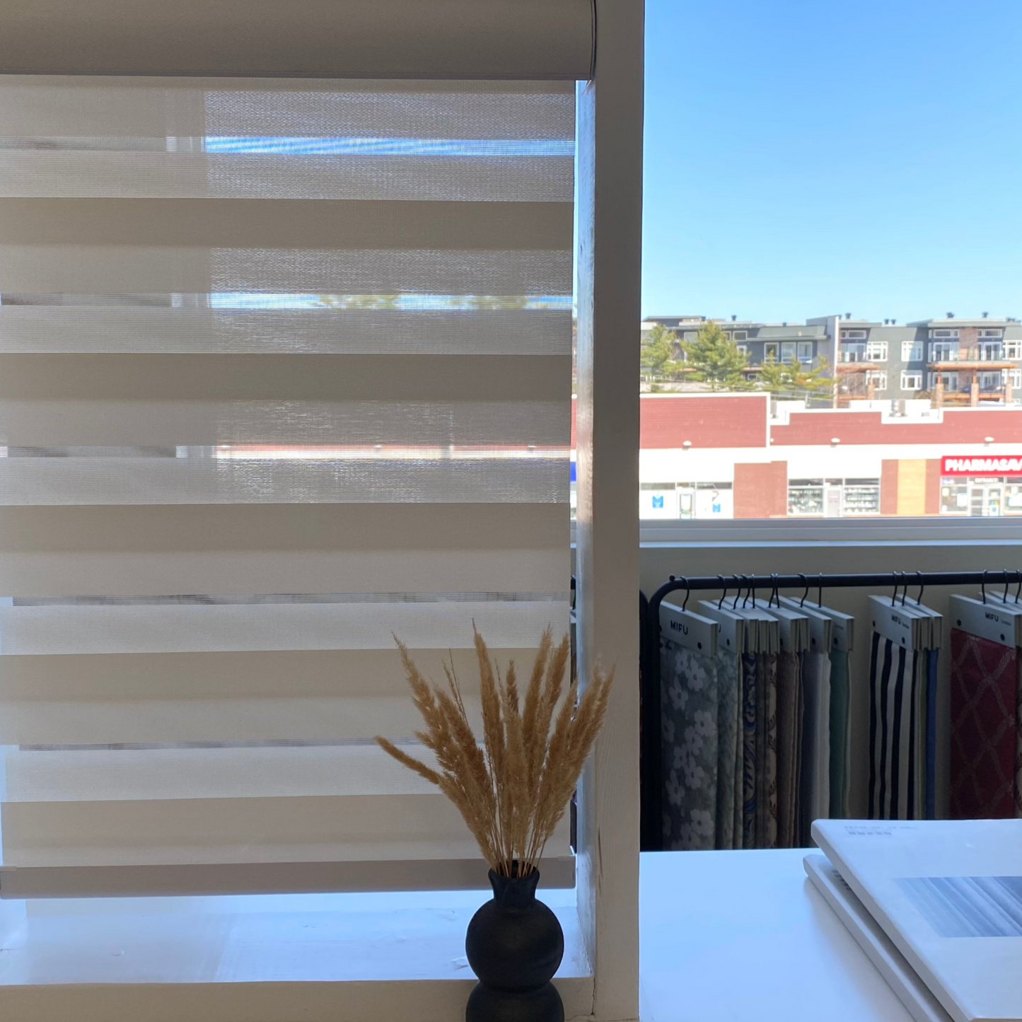 Water-resistant Light Filtering Zebra Blinds